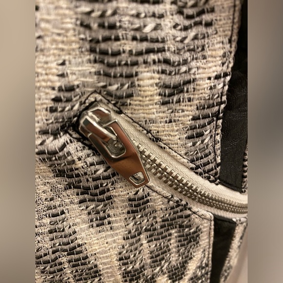 Vegan Leather/Tweed Jacket - H&M- Size 2 - Picture 4 of 6